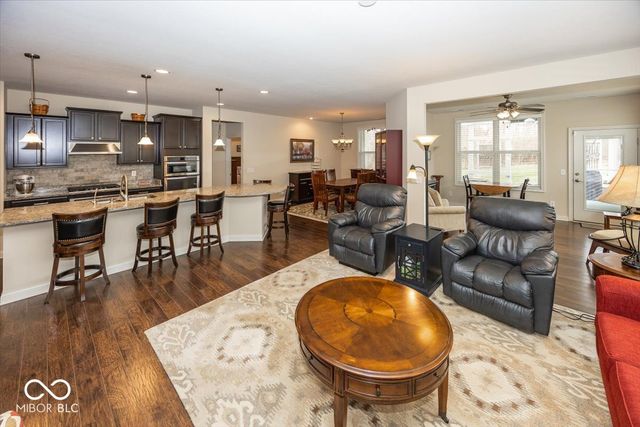 16543 Cava Drive, Fishers, IN 46037