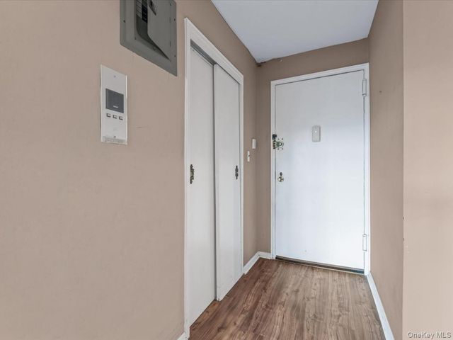 88-25 155th Avenue 6M, Howard Beach, NY 11414