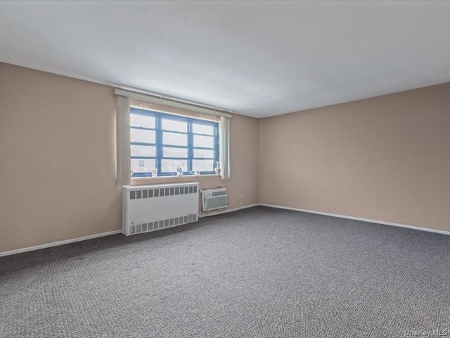 88-25 155th Avenue 6M, Howard Beach, NY 11414