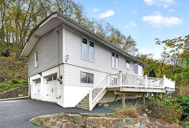 66 Edgemere Avenue, Greenwood Lake, NY 10925