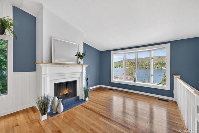 66 Edgemere Avenue, Greenwood Lake, NY 10925