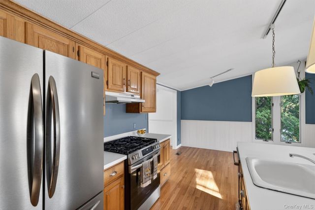 66 Edgemere Avenue, Greenwood Lake, NY 10925