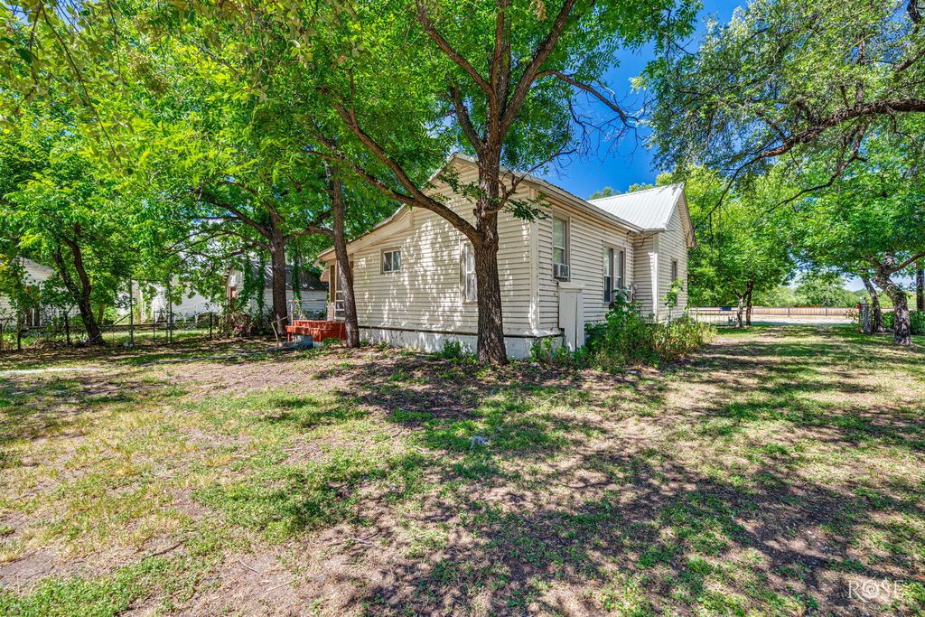 Image 25 of property listing at 20100 Main Street, Christoval, TX 76935