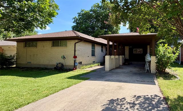 9003 Liptonshire Drive, Dallas, TX 75238