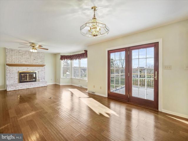 161 ZIRCON DR, Chambersburg, PA 17202