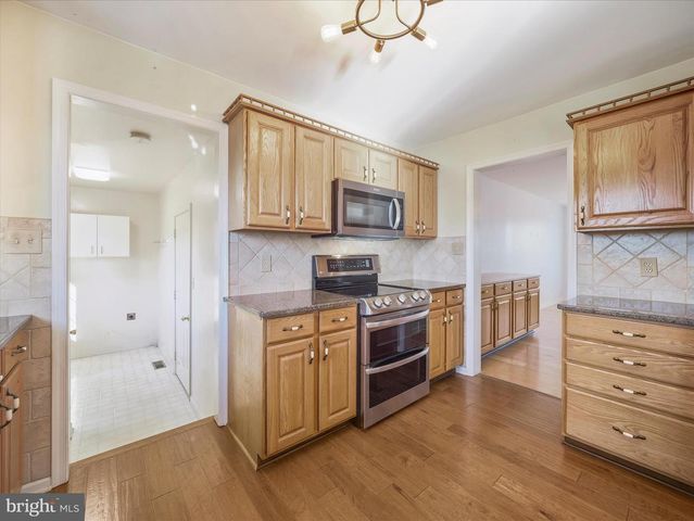 161 ZIRCON DR, Chambersburg, PA 17202