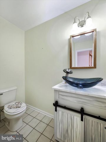 161 ZIRCON DR, Chambersburg, PA 17202