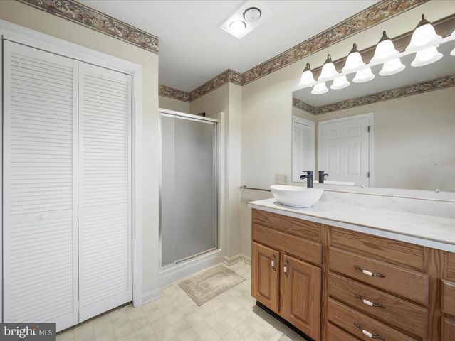 161 ZIRCON DR, Chambersburg, PA 17202