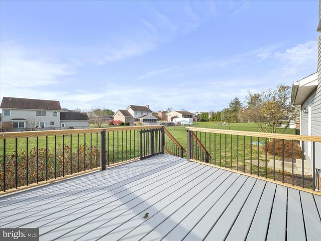 161 ZIRCON DR, Chambersburg, PA 17202