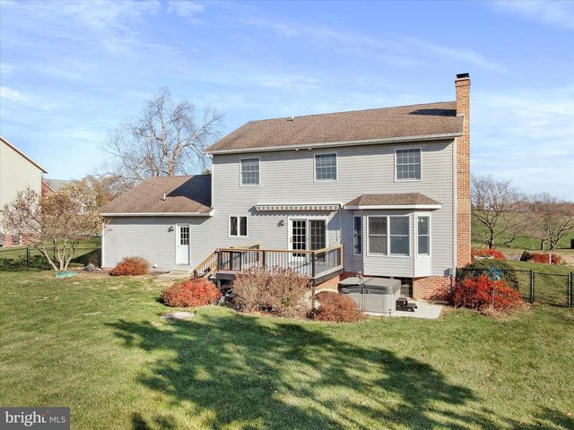 161 ZIRCON DR, Chambersburg, PA 17202