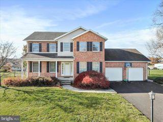 161 ZIRCON DR, Chambersburg, PA 17202
