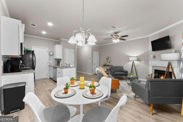 3709 Acorn Drive, Oakwood, GA 30566