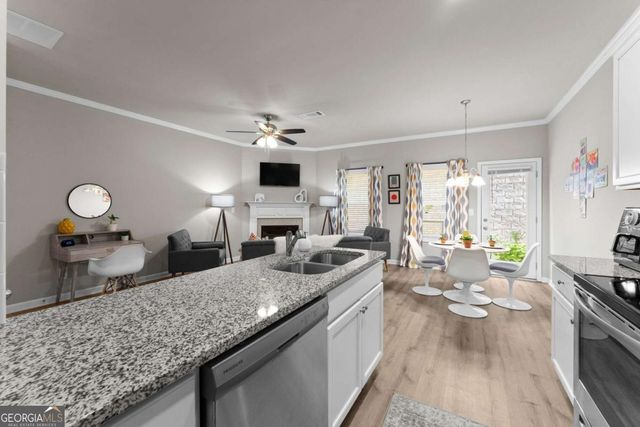 3709 Acorn Drive, Oakwood, GA 30566