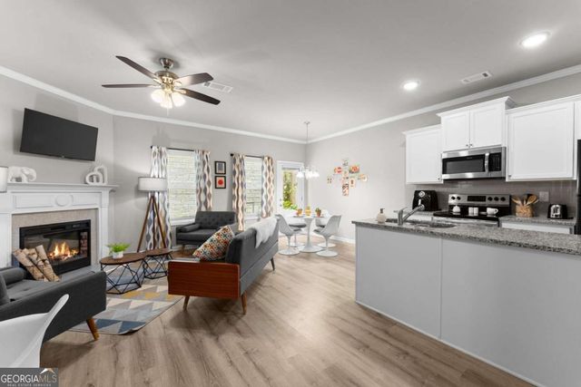 3709 Acorn Drive, Oakwood, GA 30566