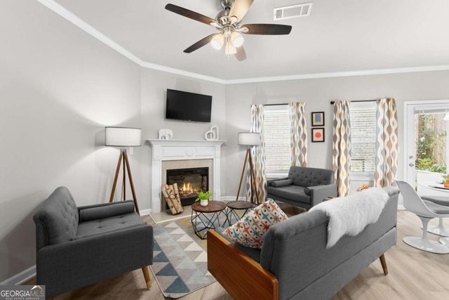 3709 Acorn Drive, Oakwood, GA 30566