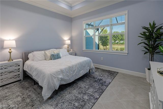 8912 Calypso CT, Naples, FL 34112