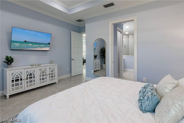 8912 Calypso CT, Naples, FL 34112