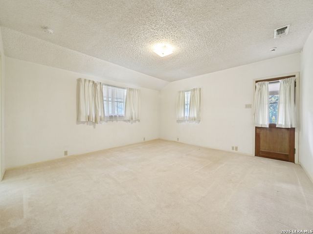 8455 Flint Rock, Boerne, TX 78006