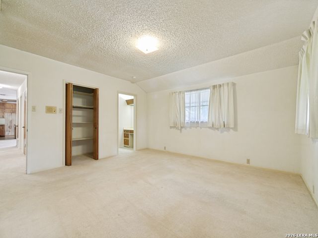 8455 Flint Rock, Boerne, TX 78006