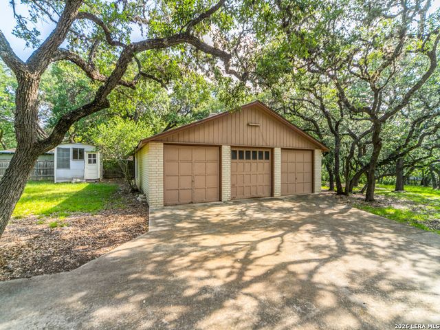 8455 Flint Rock, Boerne, TX 78006