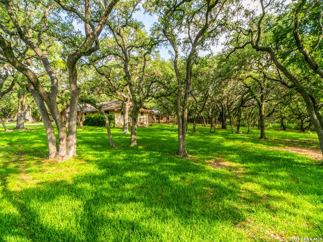 8455 Flint Rock, Boerne, TX 78006