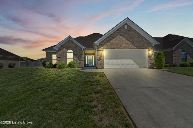 214 Terrace Dr, Mt Washington, KY 40047