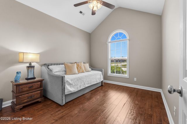 214 Terrace Dr, Mt Washington, KY 40047