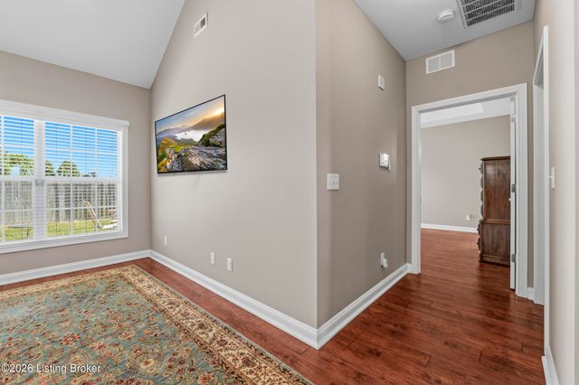 214 Terrace Dr, Mt Washington, KY 40047
