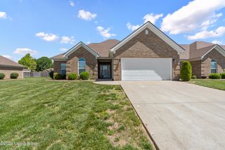 214 Terrace Dr, Mt Washington, KY 40047