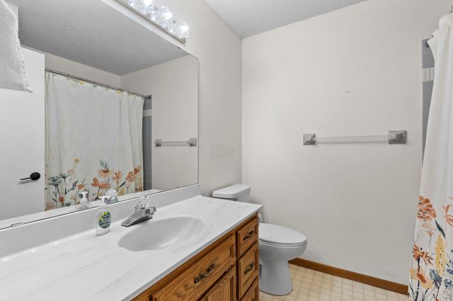 3399 Balsam Street SW, Prior Lake, MN 55372