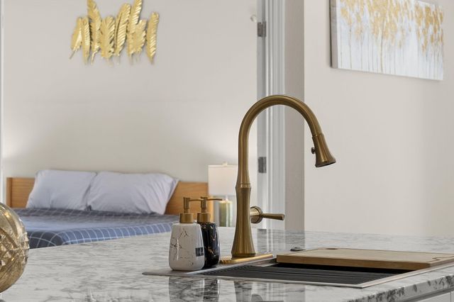 220 Deer Run Road, Branson, MO 65616