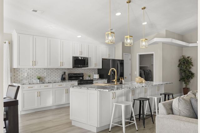 220 Deer Run Road, Branson, MO 65616