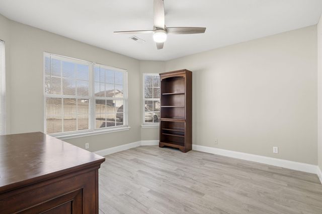 220 Deer Run Road, Branson, MO 65616