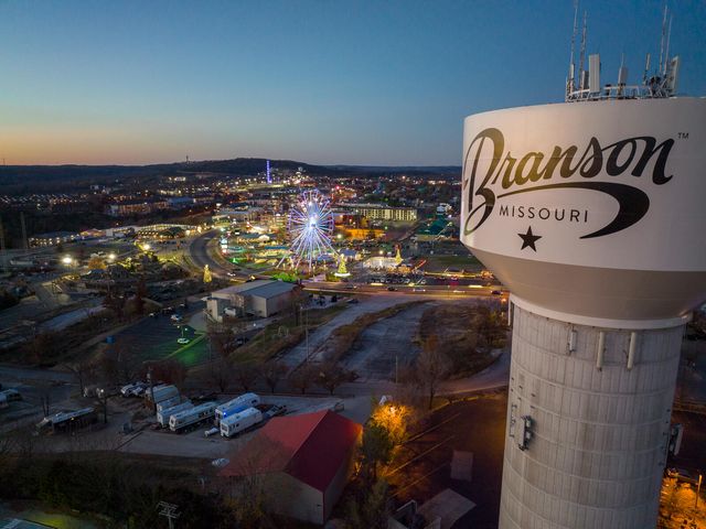 220 Deer Run Road, Branson, MO 65616