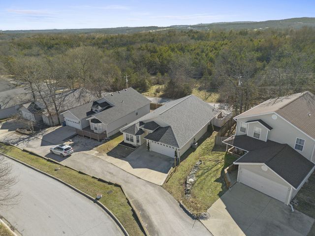220 Deer Run Road, Branson, MO 65616