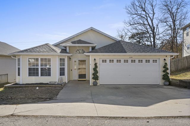 220 Deer Run Road, Branson, MO 65616