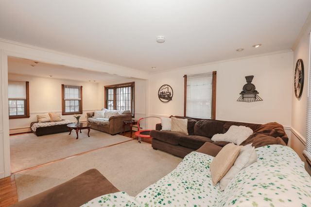 10 Martha Drive, Derry, NH 03038