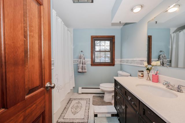 10 Martha Drive, Derry, NH 03038