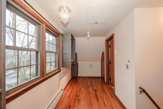 10 Martha Drive, Derry, NH 03038