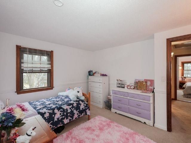 10 Martha Drive, Derry, NH 03038