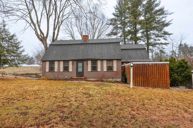 10 Martha Drive, Derry, NH 03038