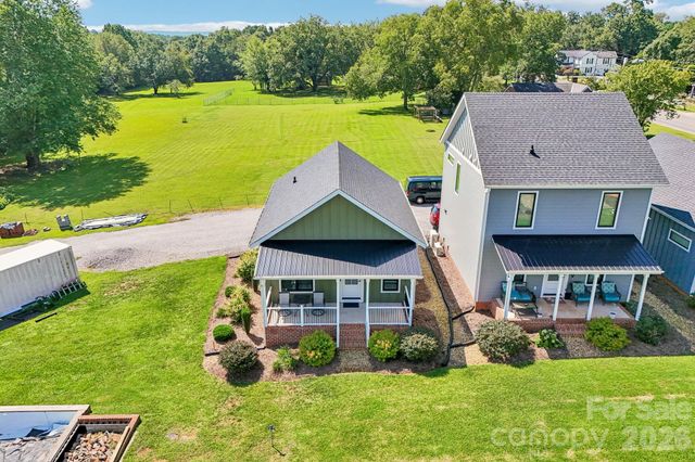 24 Cottage Court, Granite Falls, NC 28630