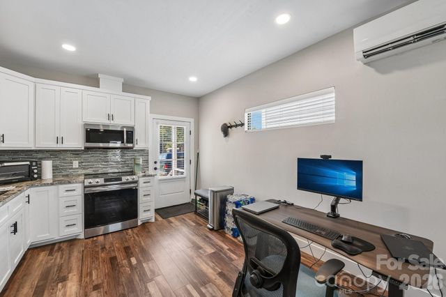24 Cottage Court, Granite Falls, NC 28630