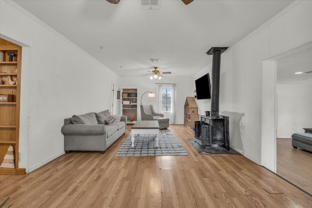 510 Old Sawmill Road, Axtell, TX 76624