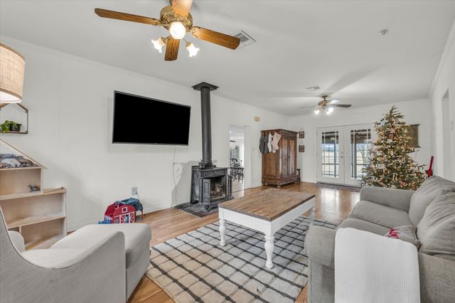 510 Old Sawmill Road, Axtell, TX 76624