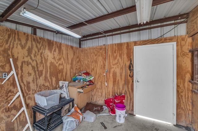 510 Old Sawmill Road, Axtell, TX 76624