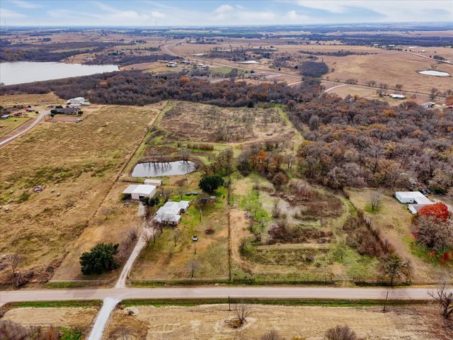 510 Old Sawmill Road, Axtell, TX 76624