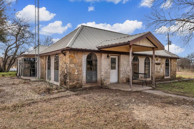 510 Old Sawmill Road, Axtell, TX 76624