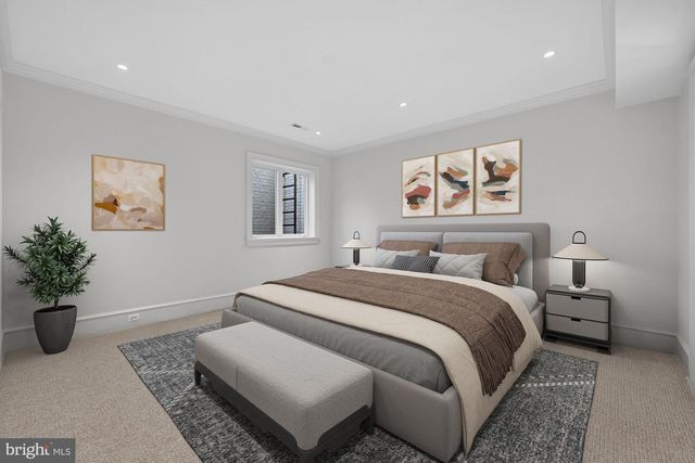 3031 N STUART ST, Arlington, VA 22207