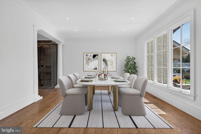 3031 N STUART ST, Arlington, VA 22207